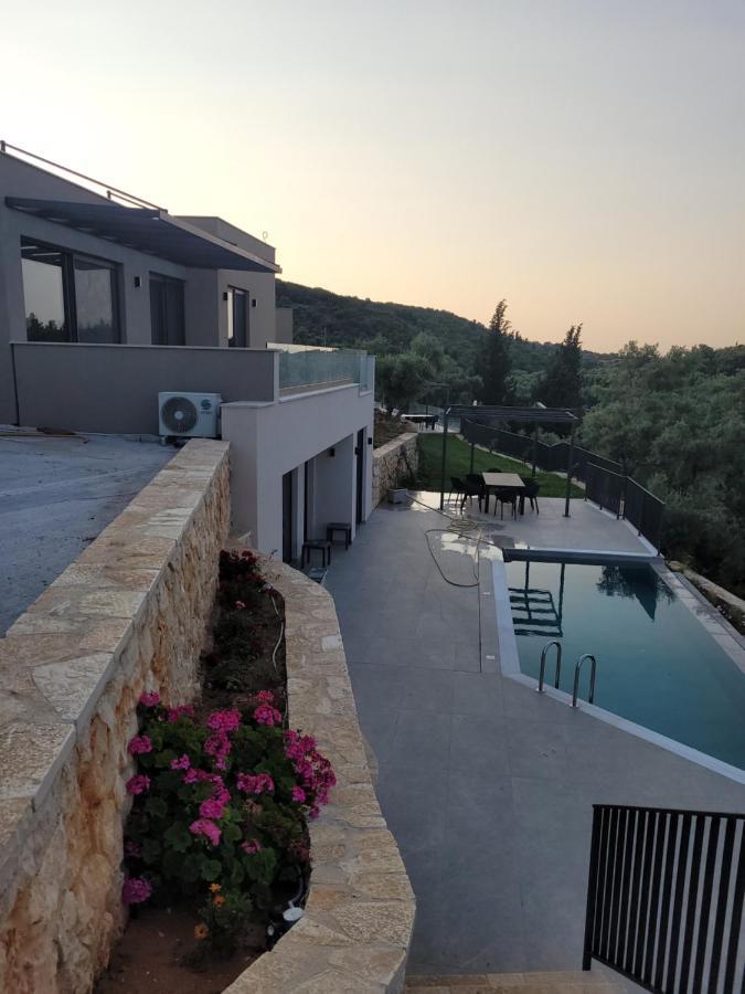 Ecstasy Luxury Villas Apolpaina Eksteriør bilde